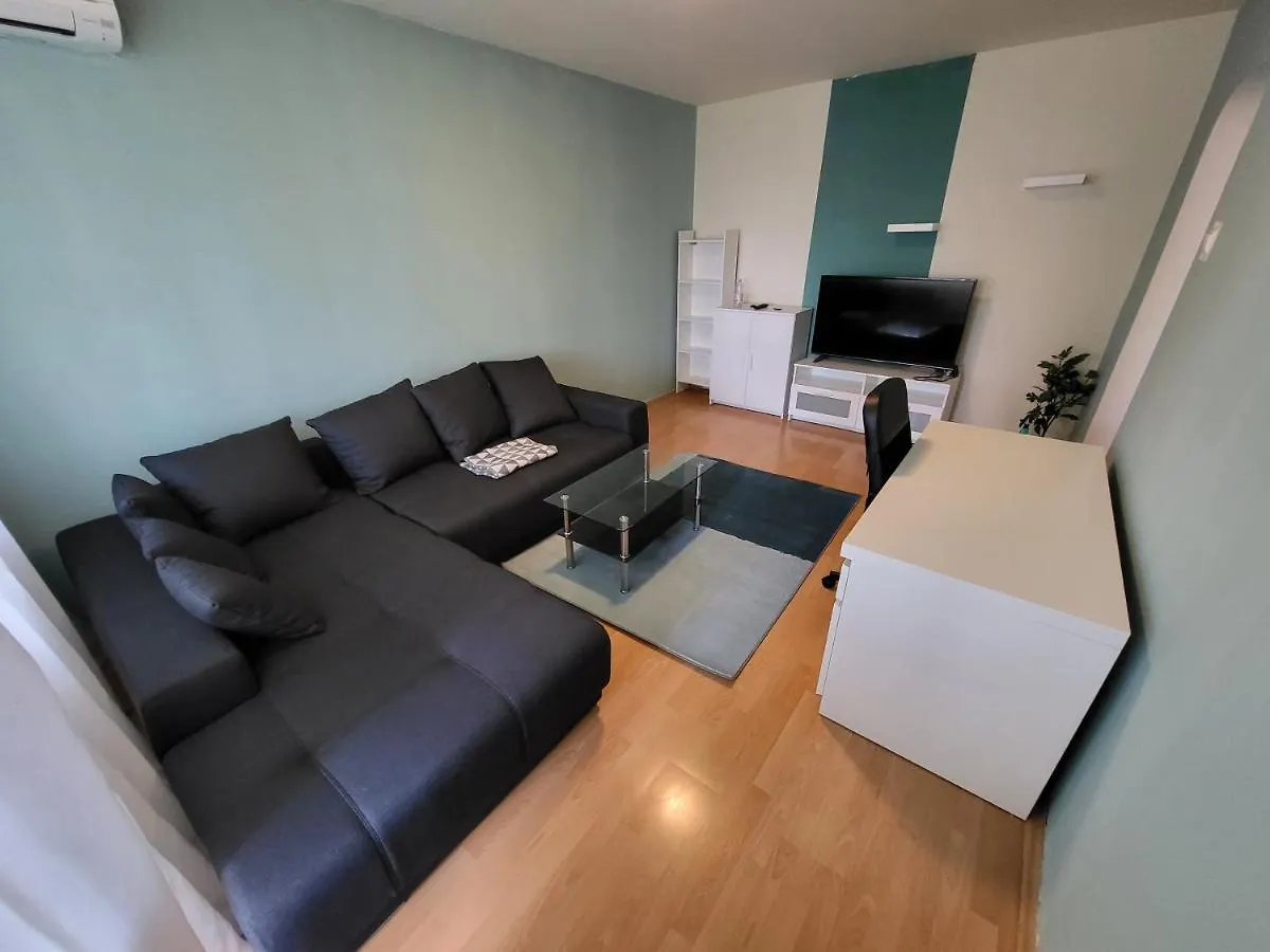 Cloud Nine Militari Gorjului Apartment Boekarest