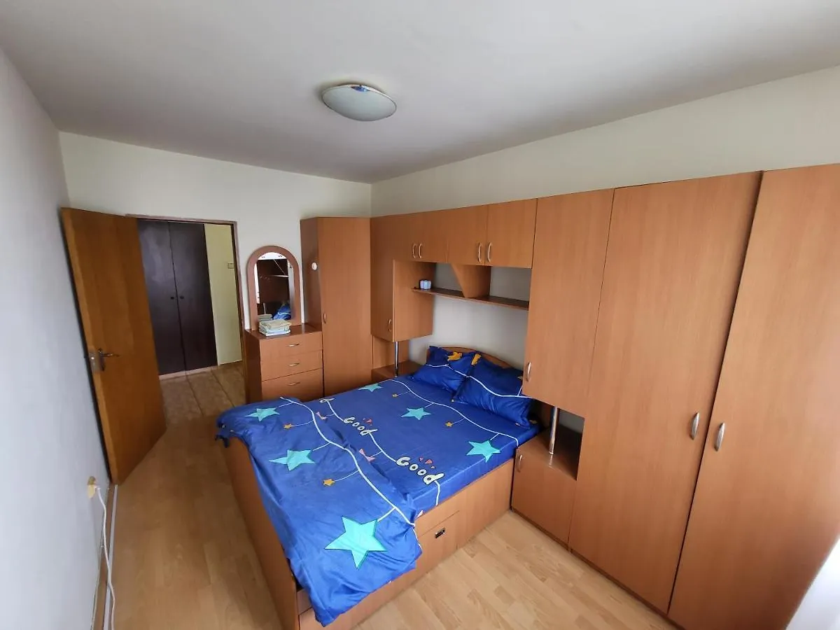 Cloud Nine Militari Gorjului Apartment Boekarest